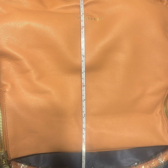 Liebeskind Women's Peach Bag. Comes with dust bag. - Picture 6 of 6